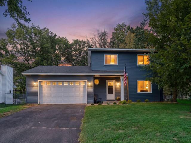 2841 Riviera Drive N White Bear Lake MN 55110 - MLS# 7147181