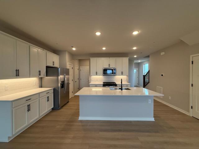 14920 Avondale View Rosemount MN 55068 - MLS# 7147349