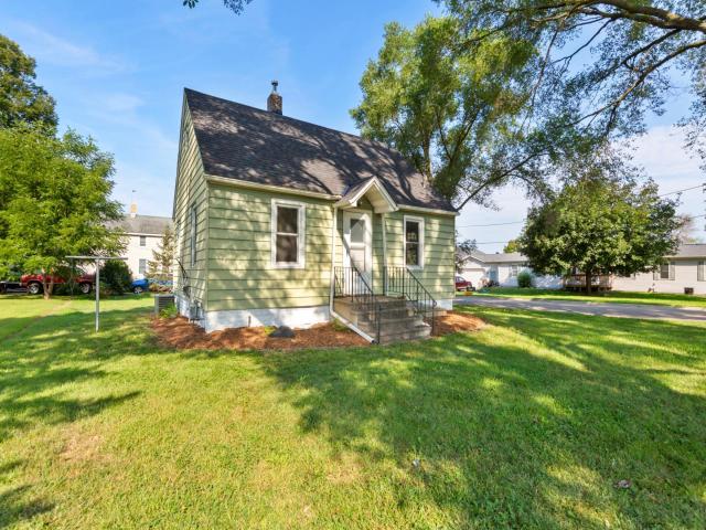 2210 2nd Avenue NW Faribault MN 55021 - MLS# 7147539