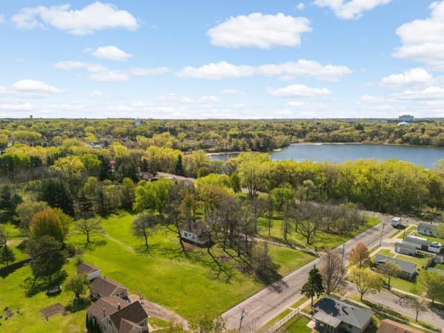 1240 McKnight Road N Saint Paul MN 55119 - MLS# 7147827