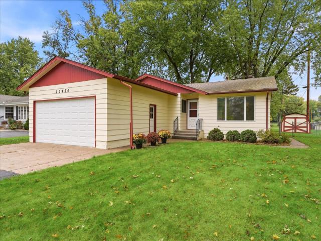 20480 Idalia Avenue Lakeville MN 55044 - MLS# 7147902