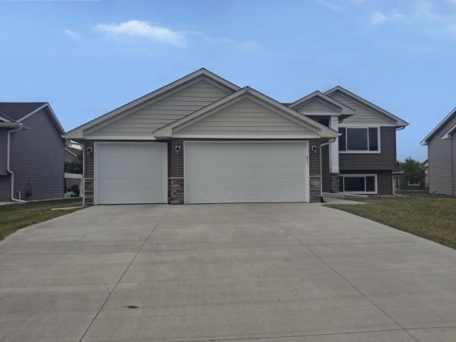 1213 Olivia Street SE Street SE New Prague MN 56071 - MLS# 7148218