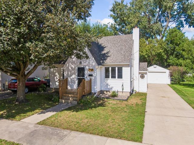 1427 1st Street SE Rochester MN 55904 - MLS# 7148324