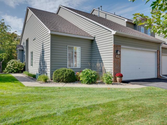 2489 Lockwood Drive Unit 55 Mendota Heights MN 55120 - MLS# 7148611