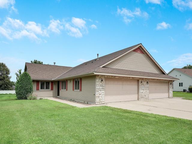 241 Tuttle Drive Hastings MN 55033 - MLS# 7148649