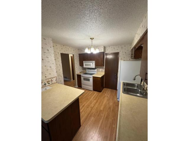 1890 Fox Ridge Drive Unit B Saint Paul MN 55118 - MLS# 7148751