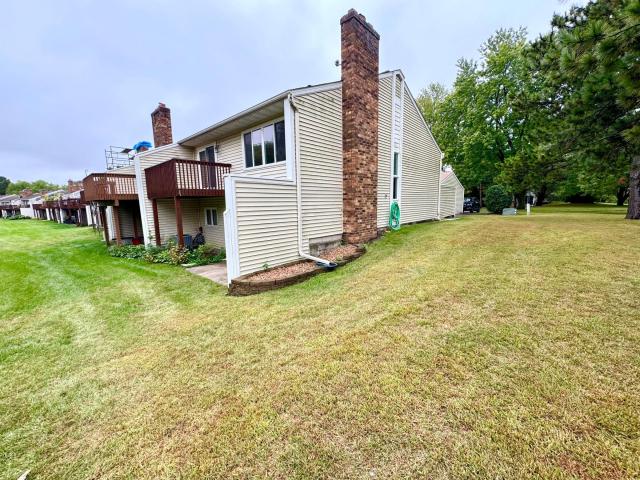 10498 Yorktown Lane N Maple Grove MN 55369 - MLS# 7148912