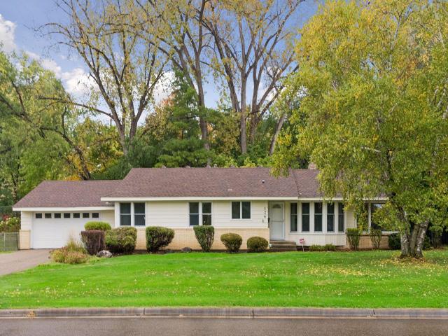 124 Natchez Avenue N Golden Valley MN 55422 - MLS# 7148960