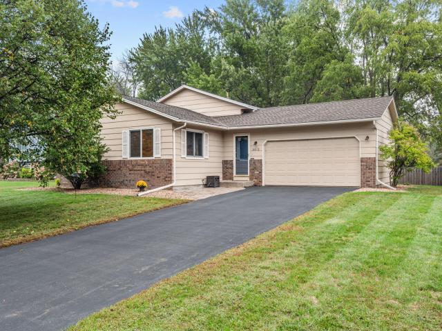 9612 Union Terrace Lane N Maple Grove MN 55369 - MLS# 7149033