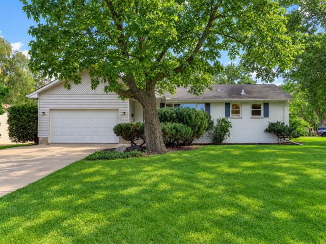 3988 Wisconsin Avenue N New Hope MN 55427 - MLS# 7149038