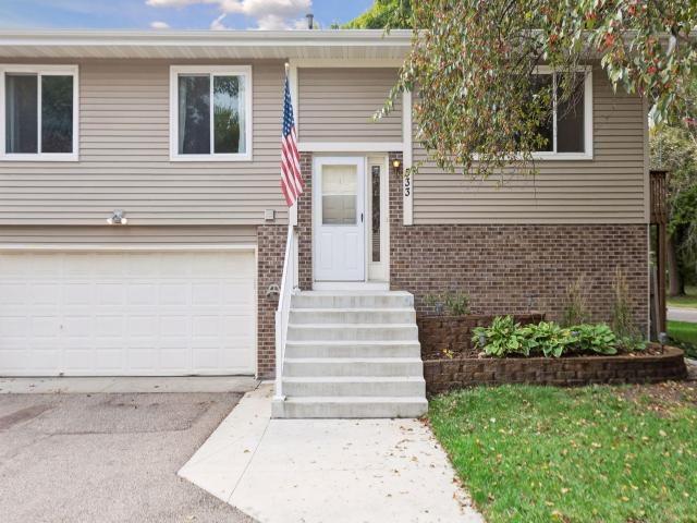 533 Ravoux Road Chaska MN 55318 - MLS# 7149091