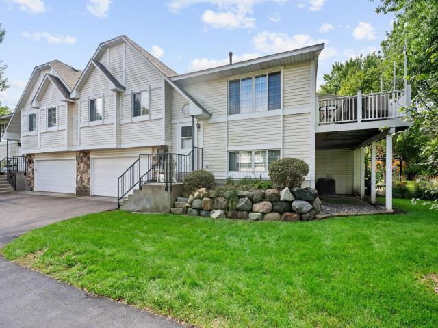 15813 Griffon Path Apple Valley MN 55124 - MLS# 7149528