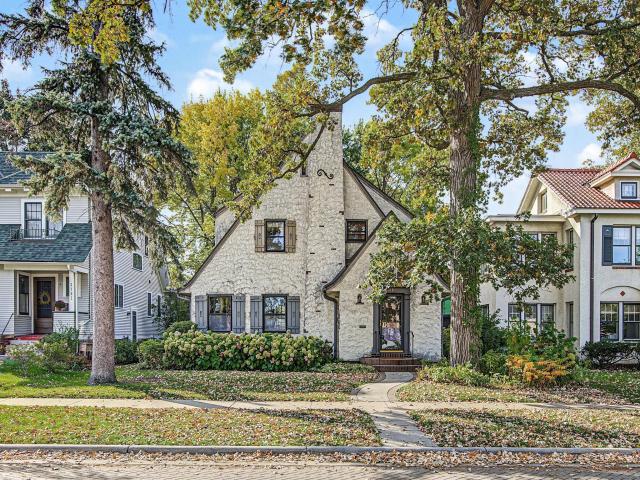 2188 Goodrich Avenue Saint Paul MN 55105 - MLS# 7149786
