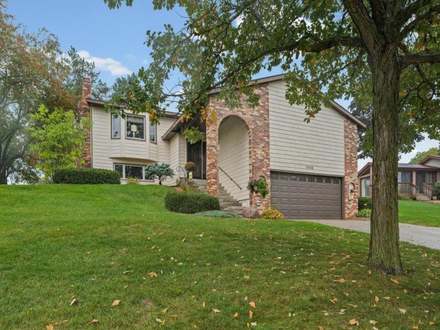 1142 Parkview Lane Eagan MN 55123 - MLS# 7149854