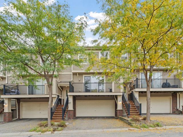 11212 Kinsley Street Eden Prairie MN 55344 - MLS# 7150221