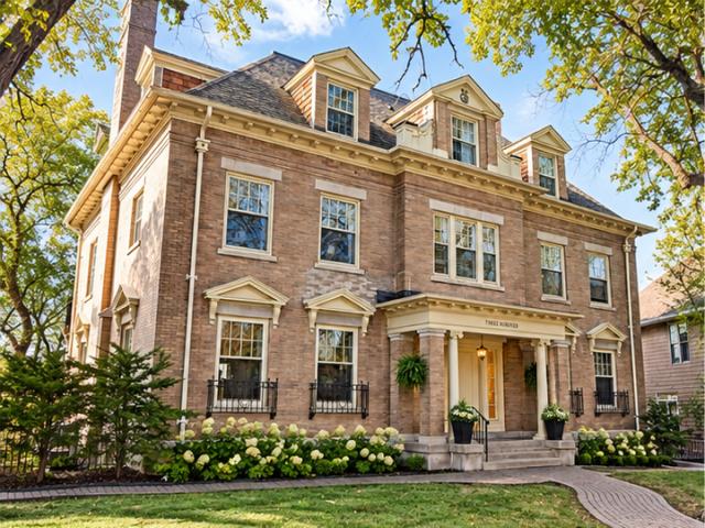 300 Ridgewood Avenue Unit 4 Minneapolis MN 55403 - MLS# 7150538