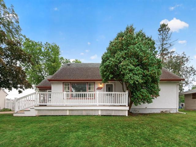 1750 Lark Avenue Maplewood MN 55109 - MLS# 7150654