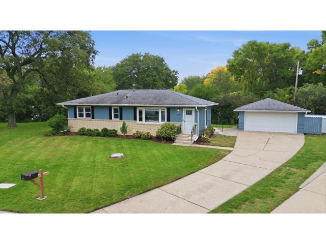 2029 Opal Place Eagan MN 55122 - MLS# 7150815