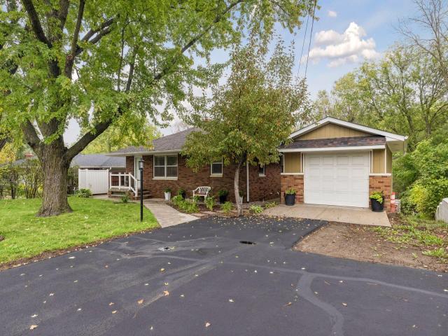 1814 Mcknight Road N Maplewood MN 55109 - MLS# 7151439