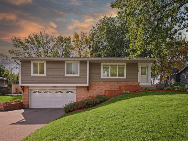 1311 20th Street W Hastings MN 55033 - MLS# 7151496
