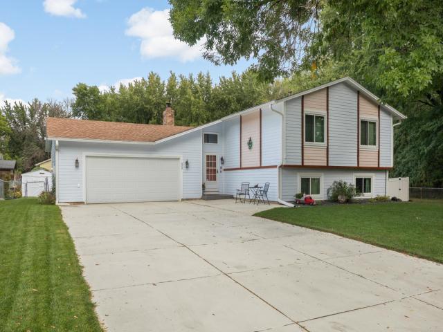 622 73rd Way N Brooklyn Park MN 55444 - MLS# 7151669