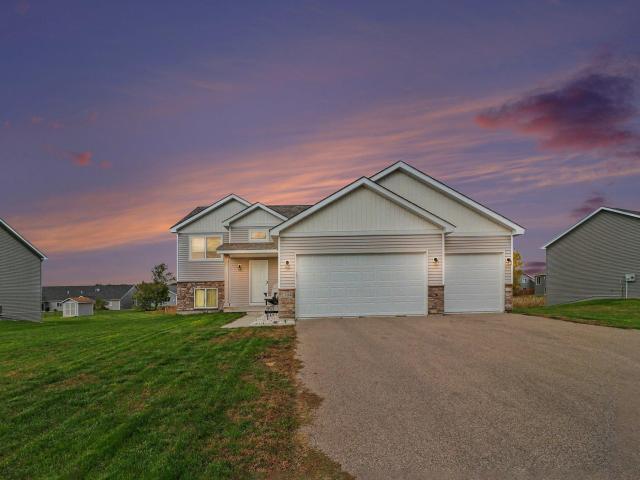 1304 Mulberry Avenue NE Montgomery MN 56069 - MLS# 7152195