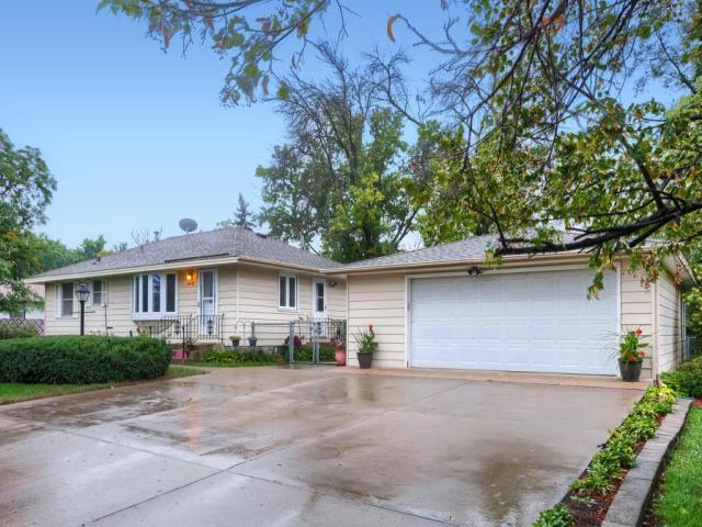 440 113th Avenue NW Coon Rapids MN 55448 - MLS# 7152349