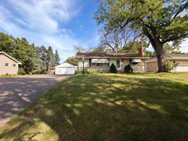 10133 Cottonwood Street NW Coon Rapids MN 55448 - MLS# 7152377