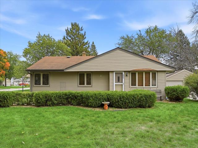 4070 Jay Lane White Bear Lake MN 55110 - MLS# 7152424