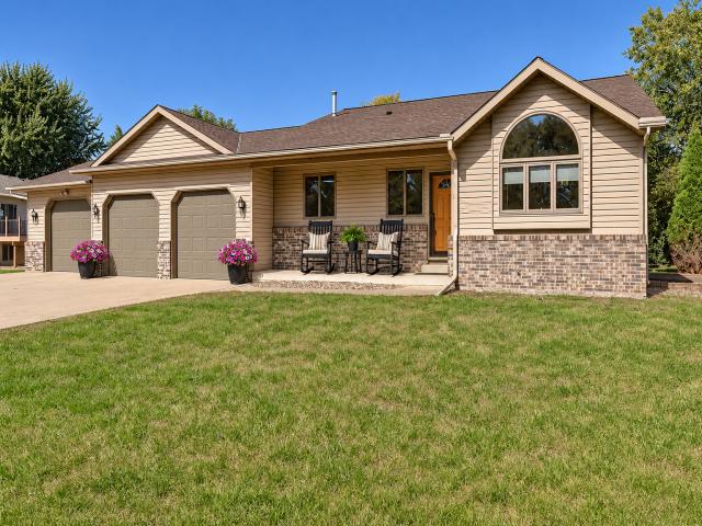 606 Columbus Avenue S New Prague MN 56071 - MLS# 7152520