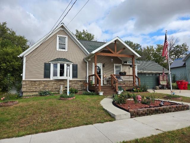 16 4th Avenue SE Dodge Center MN 55927 - MLS# 7152763