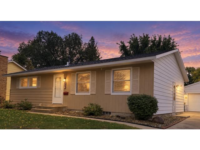 926 16 1/2 Street SE Rochester MN 55904 - MLS# 7152822