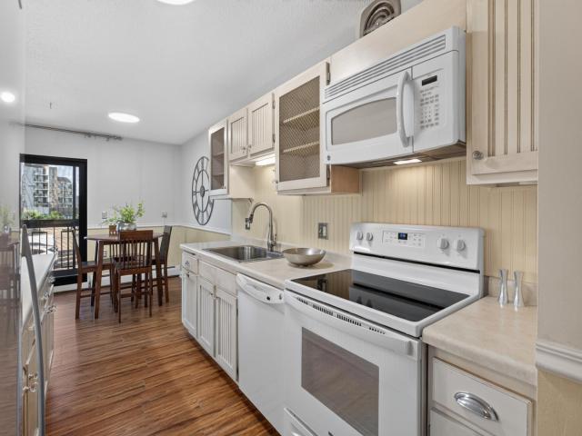 6615 Lake Shore Drive S Unit 304 Minneapolis MN 55423 - MLS# 7152903