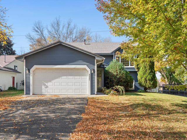 8961 Sycamore Lane N Maple Grove MN 55369 - MLS# 7152976