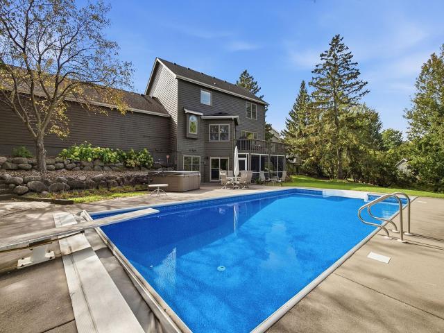 1533 Wexford Court Eagan MN 55122 - MLS# 7153132