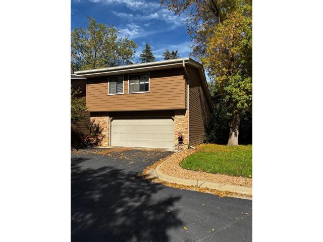 14216 Chestnut Drive Eden Prairie MN 55347 - MLS# 7153492