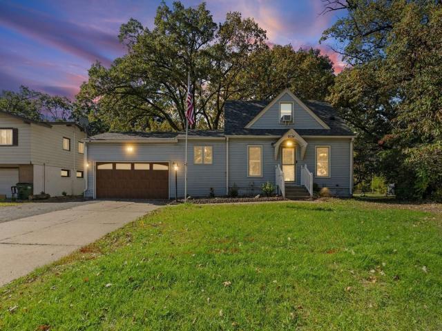 8634 Lincoln Street NE Blaine MN 55434 - MLS# 7153643