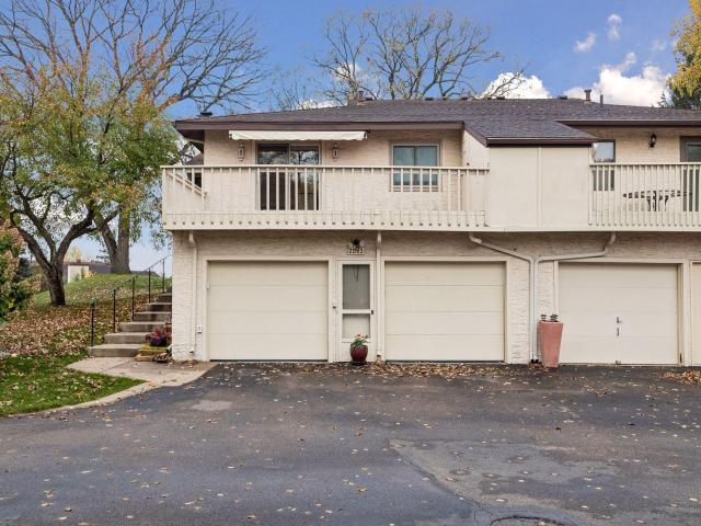 2032 Charlton Ridge Saint Paul MN 55118 - MLS# 7153735