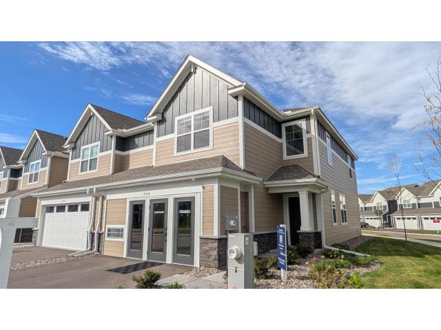 4004 Hayward Avenue N Oakdale MN 55128 - MLS# 7153788