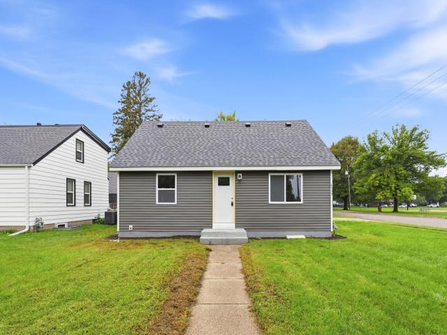 4533 Welcome Avenue N Minneapolis MN 55422 - MLS# 7153968