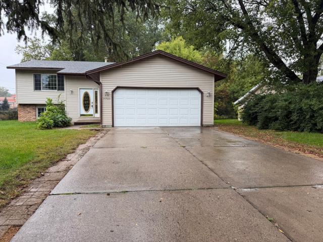 7701 Queen Avenue N Brooklyn Park MN 55444 - MLS# 7154349