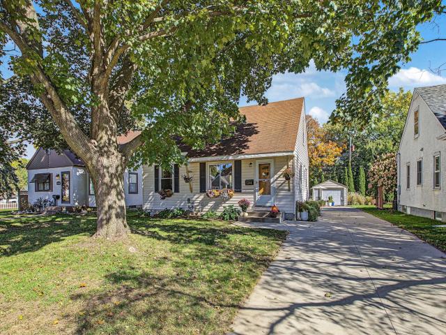 1246 Smith Avenue S Saint Paul MN 55118 - MLS# 7154359