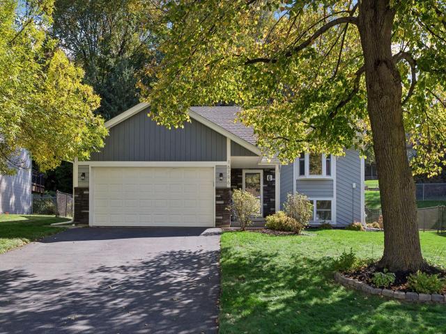 16796 Jonquil Trail Lakeville MN 55044 - MLS# 7154371