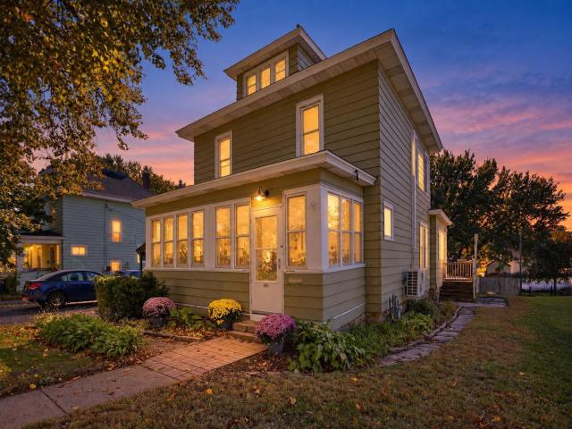 805 1st Street SW Faribault MN 55021 - MLS# 7154720