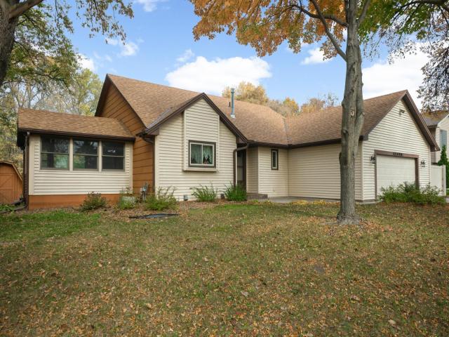 12490 99th Avenue N Maple Grove MN 55369 - MLS# 7155236