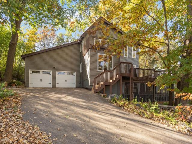 10294 Oak Shore Drive Lakeville MN 55044 - MLS# 7155374