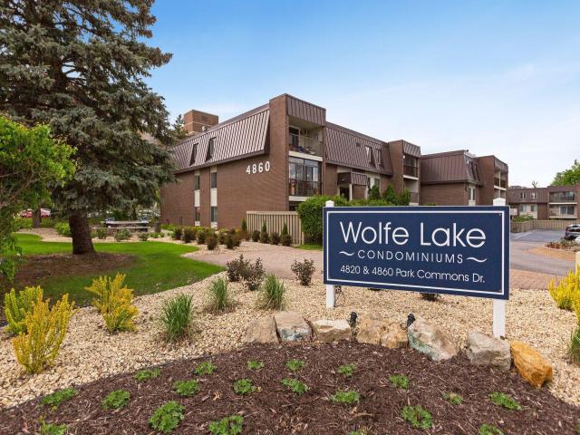 4820 Park Commons Drive Unit 118 Saint Louis Park MN 55416 - MLS# 7155482