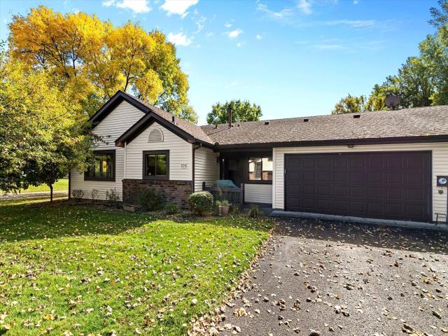 576 Donegal Circle Shoreview MN 55126 - MLS# 7155573
