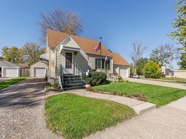 908 8th Avenue SW Faribault MN 55021 - MLS# 7155619