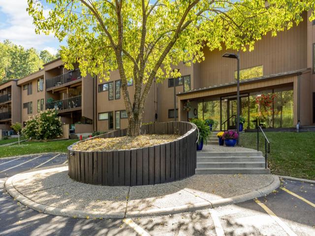 705 E Burnsville Parkway Unit 114 Burnsville MN 55337 - MLS# 7155715